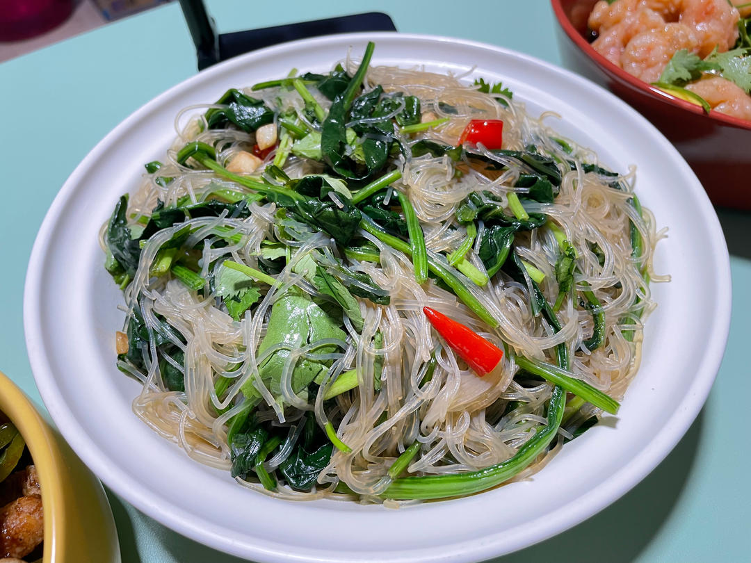 万能凉拌菜料汁（凉拌菠菜粉丝）