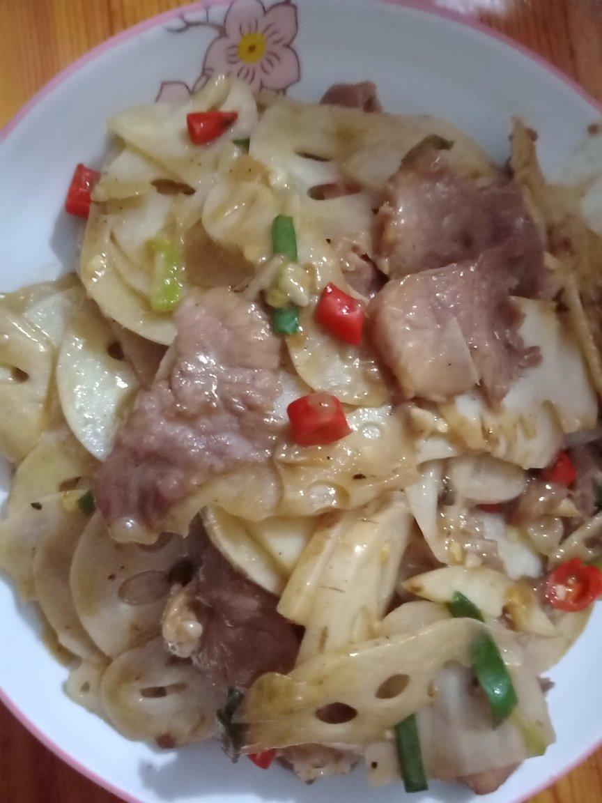 超下饭的莲藕炒肉