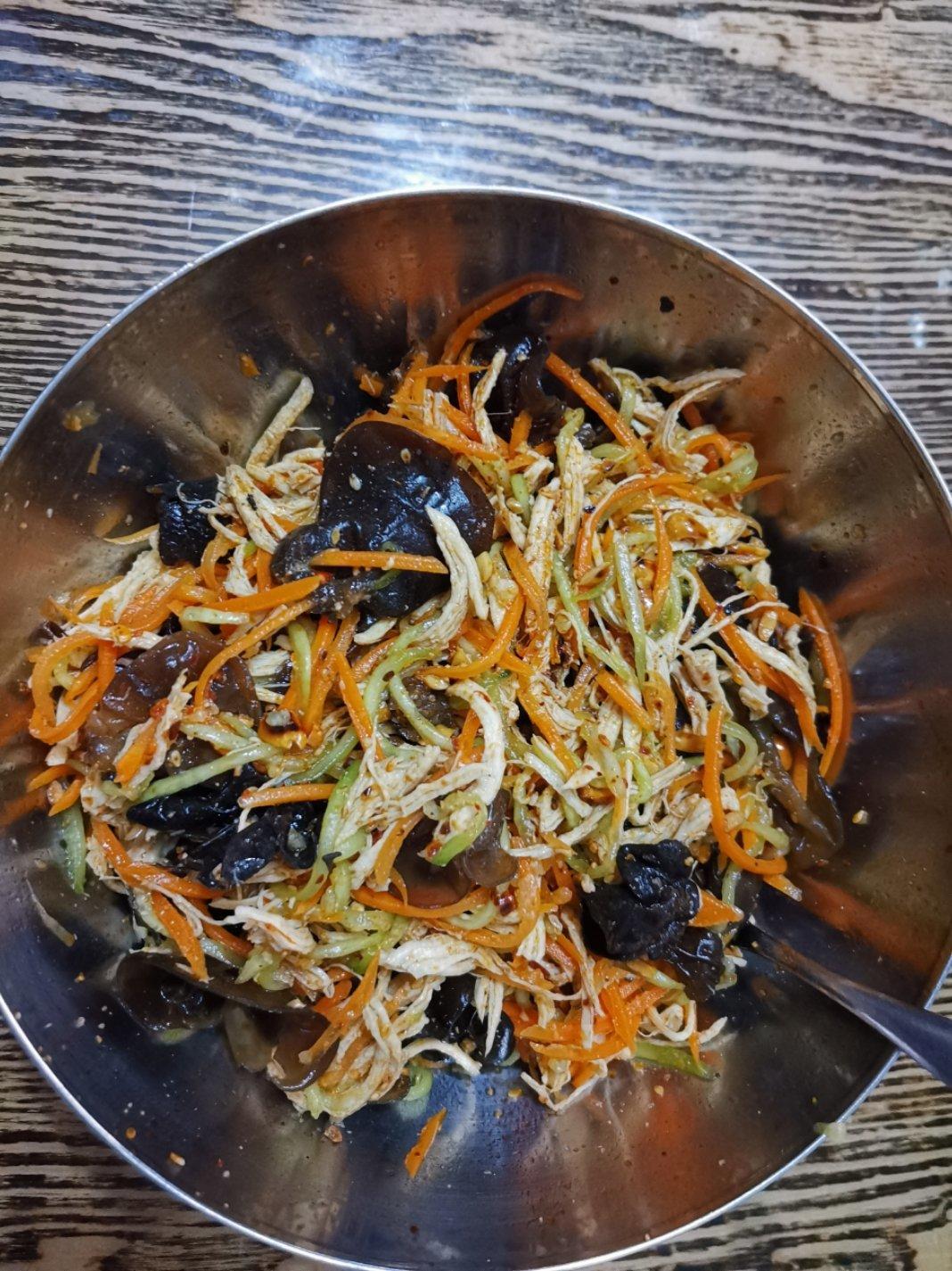 减脂健身｜凉拌手撕鸡丝（香辣&麻油版）