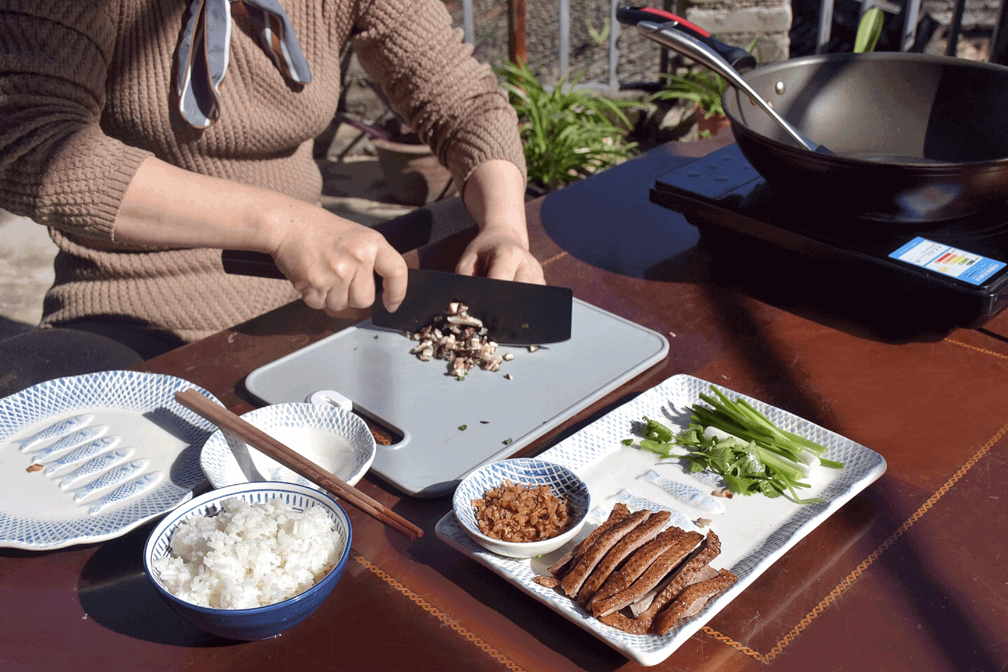 煮食 | 重料之香，用卤鹅做的鹅肉饭，3 碗哪够啊？的做法 步骤3