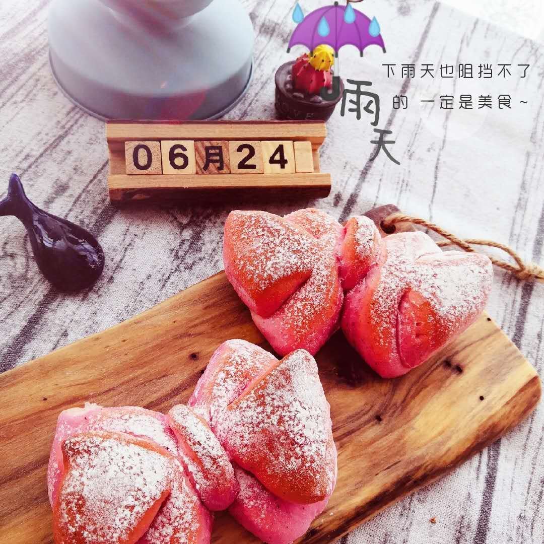 网红蝴蝶结面包