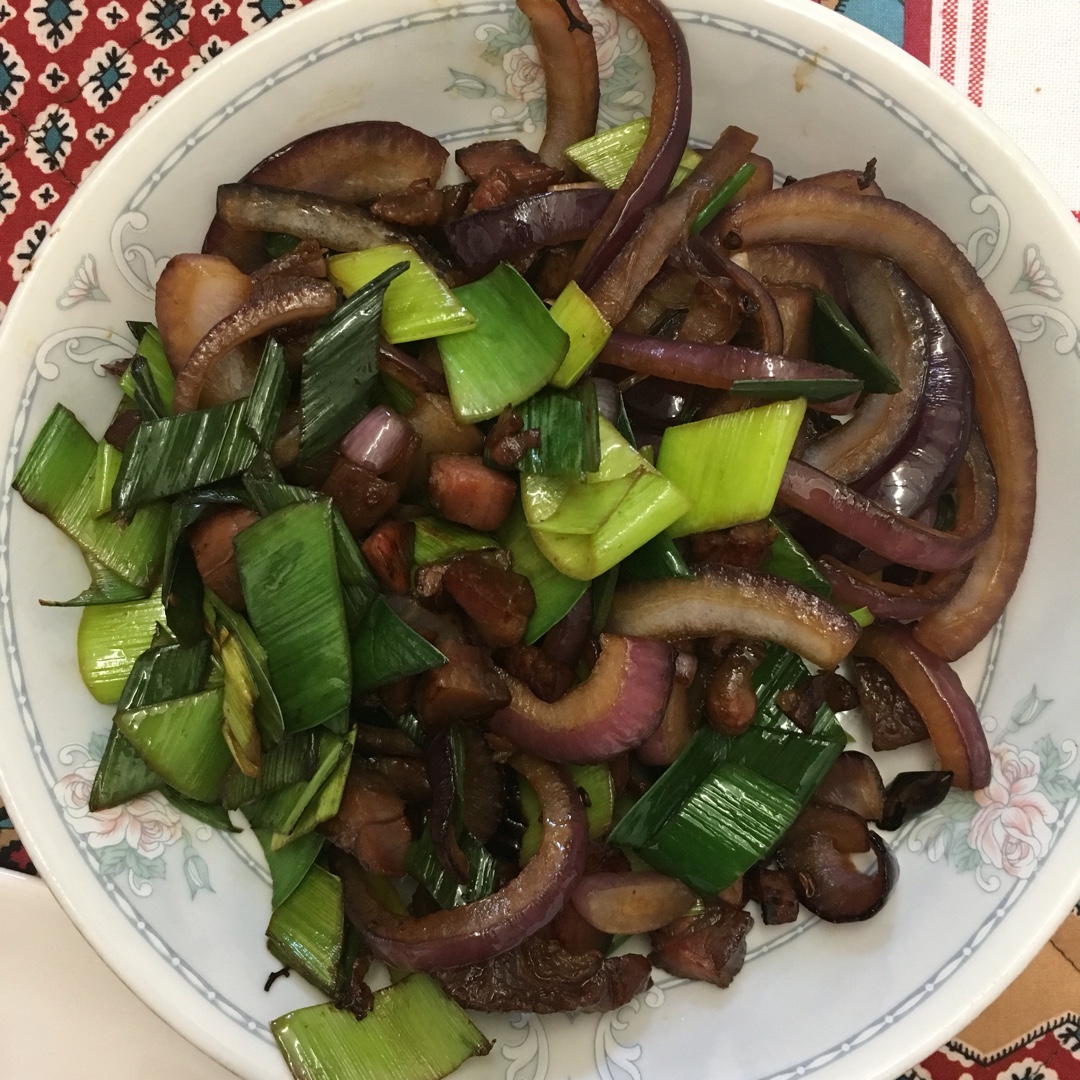 青蒜炒腊肉