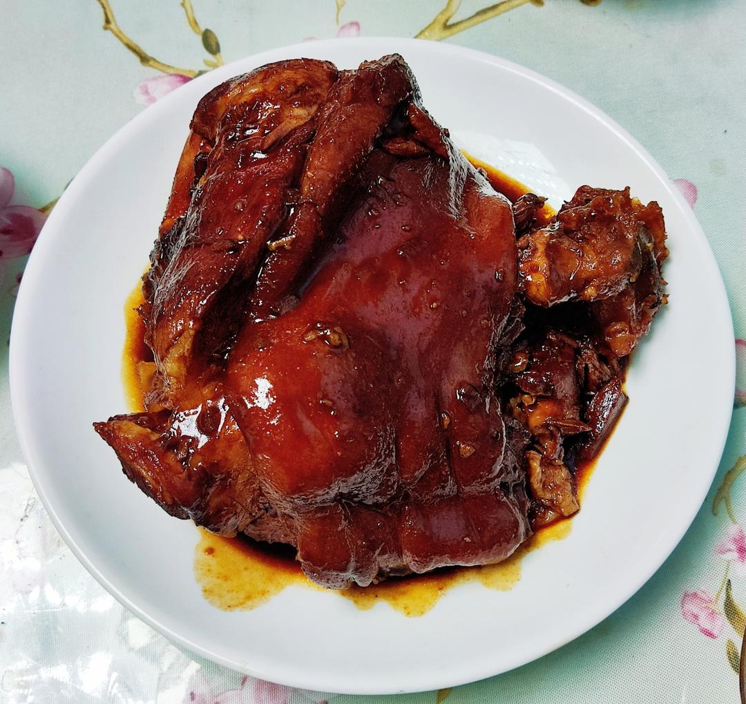 nemo辰做的红烧肘子家庭版卤蹄膀