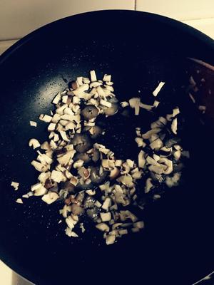 小米燕麦海参粥的做法 步骤4
