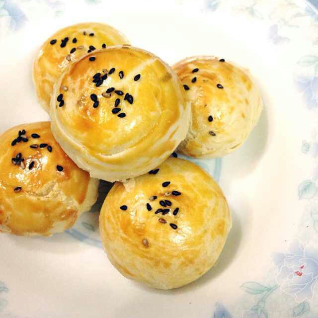 豆沙蛋黄酥