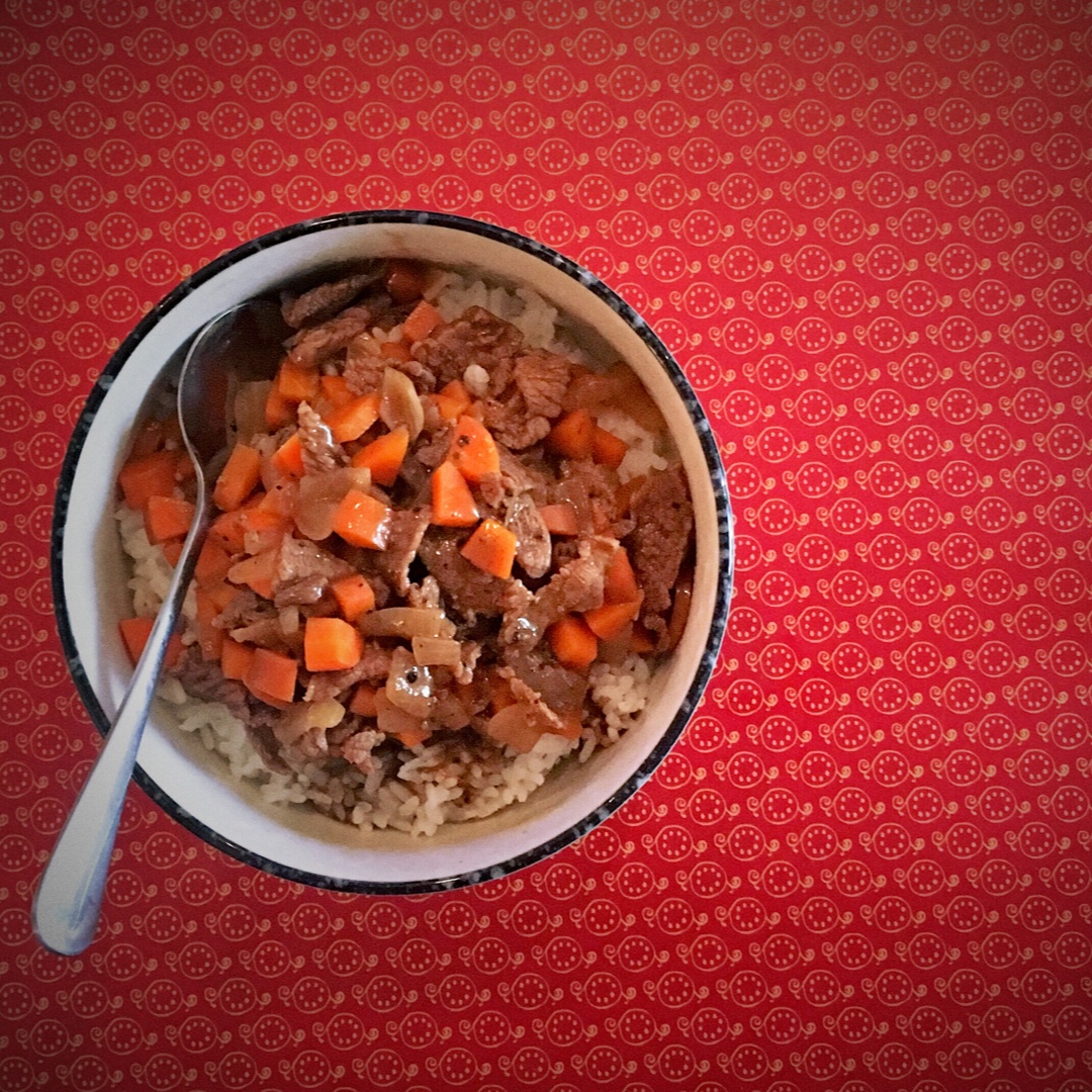 黑椒肥牛饭