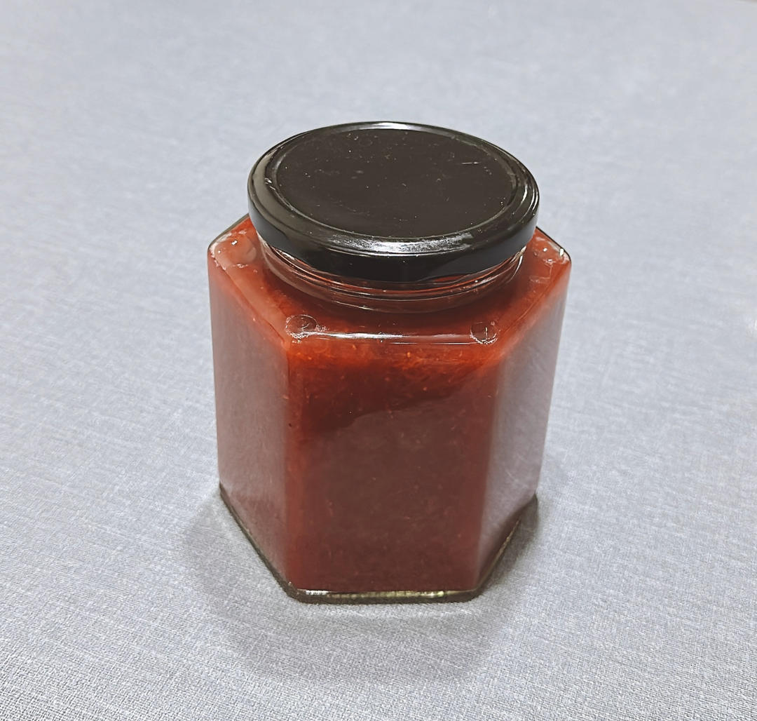 自制草莓酱（孩子爱吃的不得了）