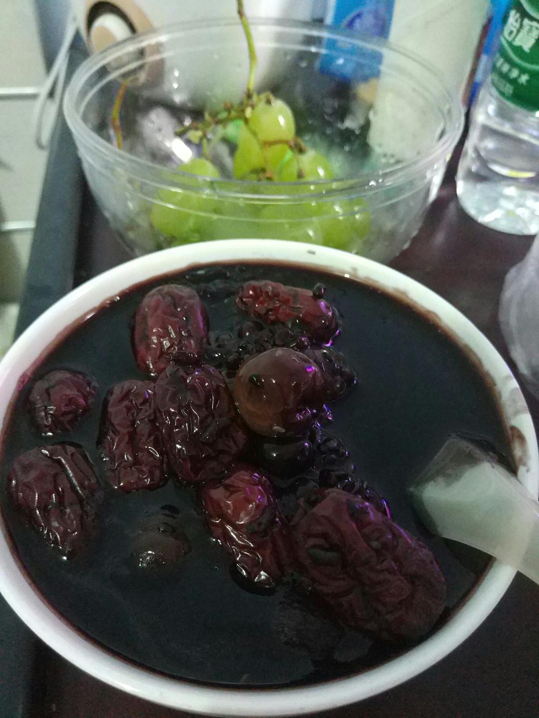 养生黑米粥