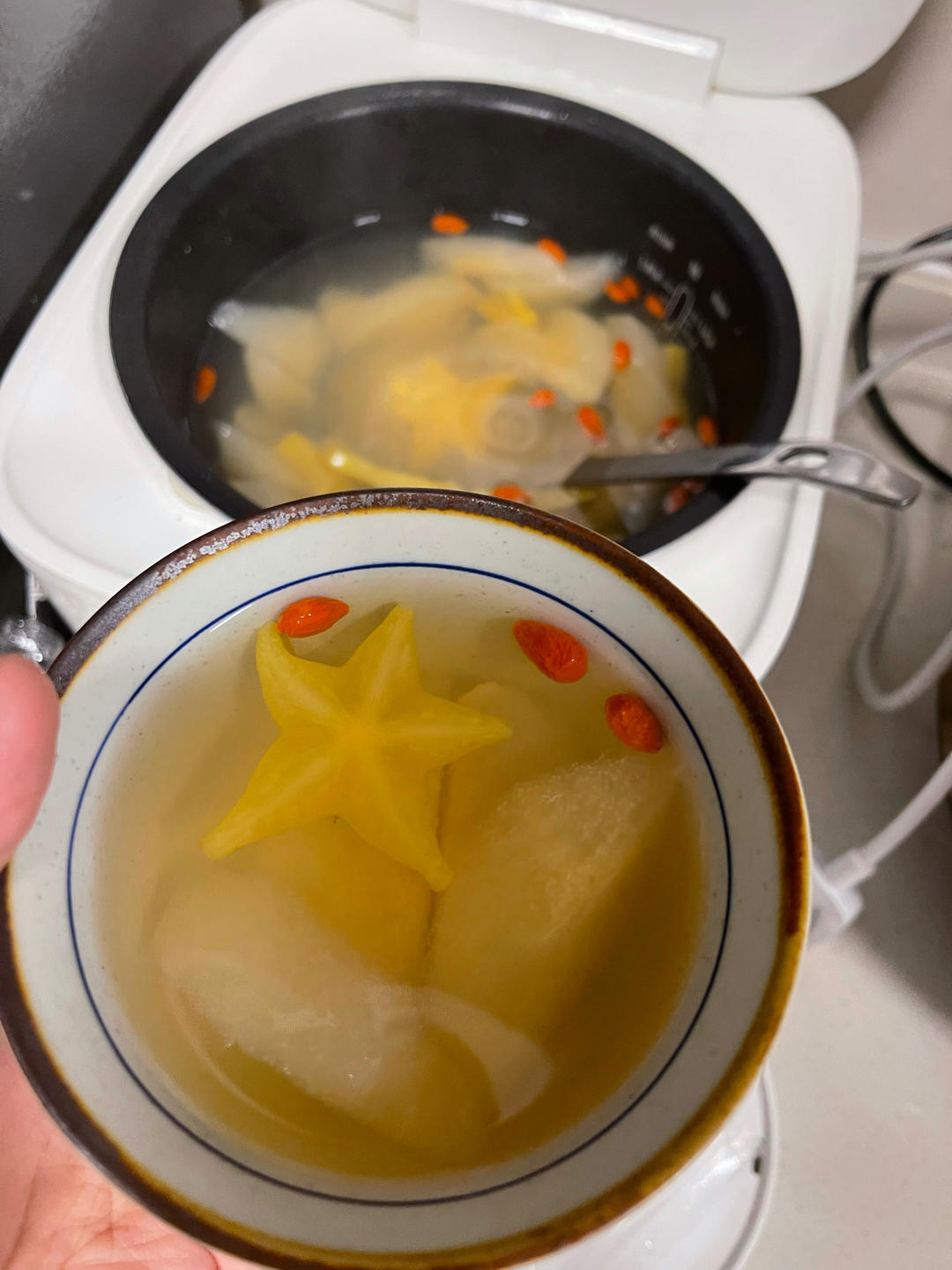 酸杨桃解救之一——冰糖杨桃雪梨水