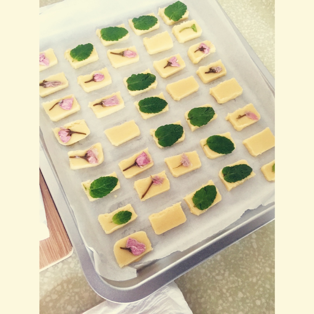 樱花黄油饼干