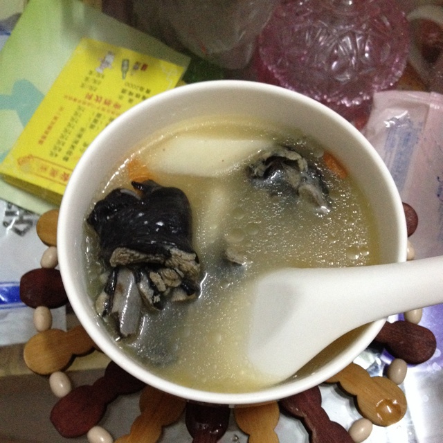 山药枸杞乌鸡汤