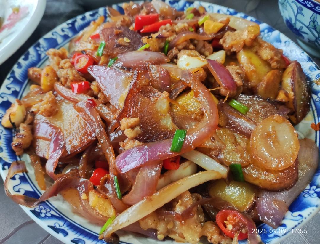 干锅土豆片