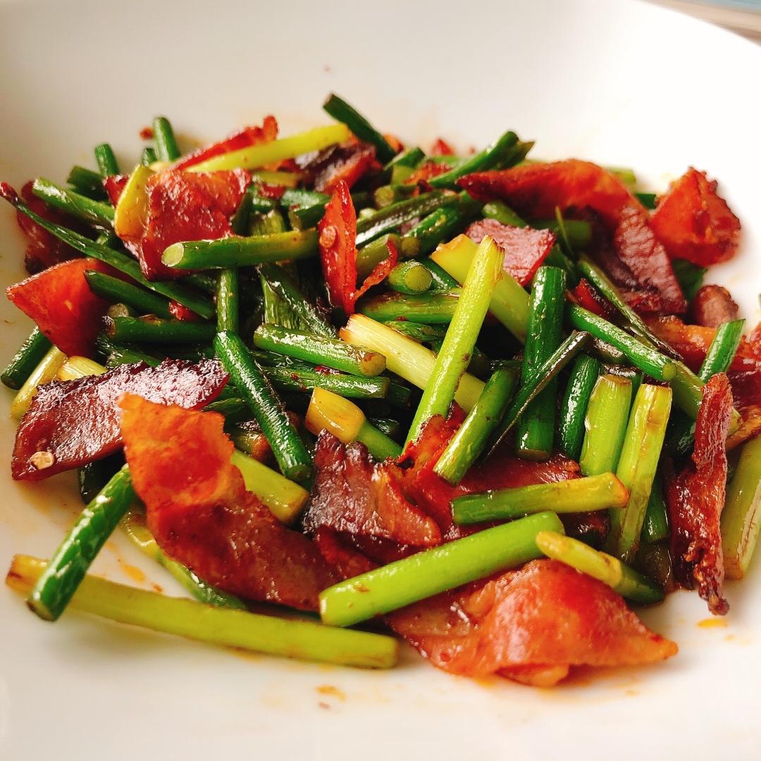 蒜苔炒腊肉