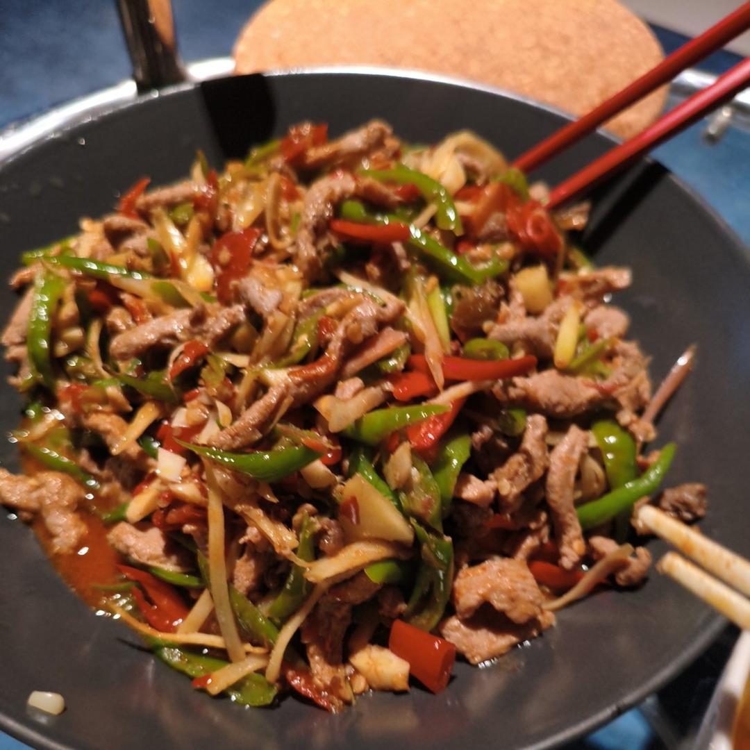 夏季时令仔姜鸭肉丝