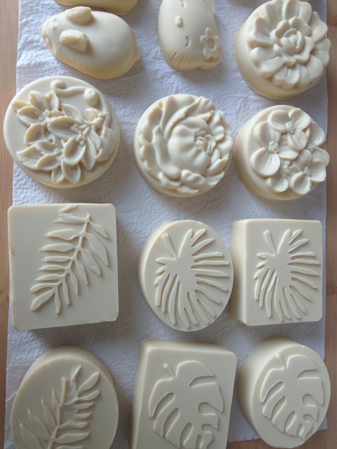 姜汁首乌洗发皂