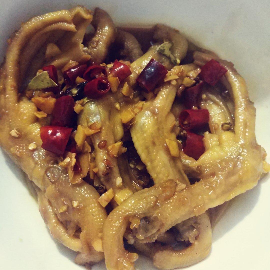 卤鸭掌不好吃你打我