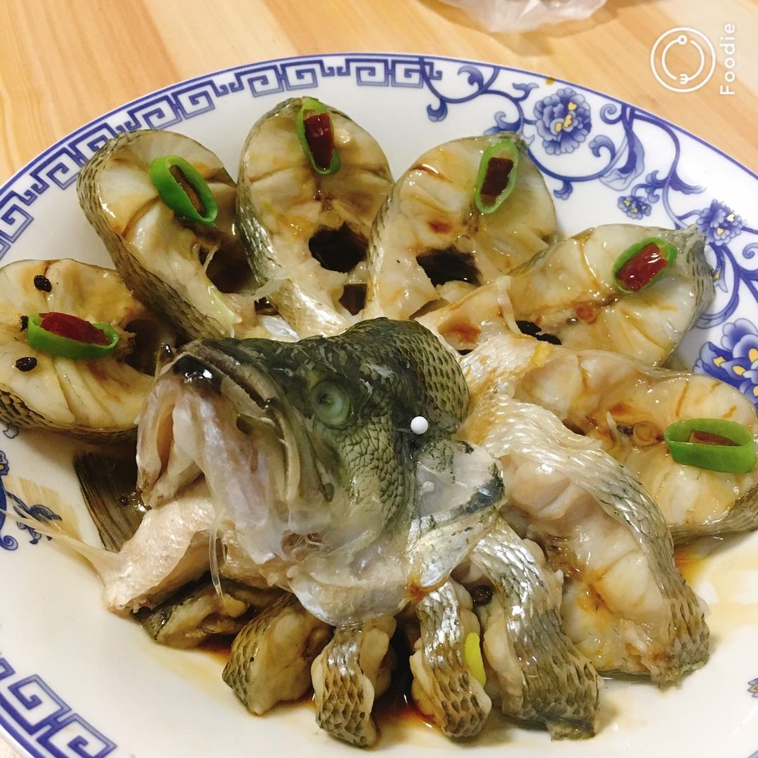 孔雀开屏清蒸鱼