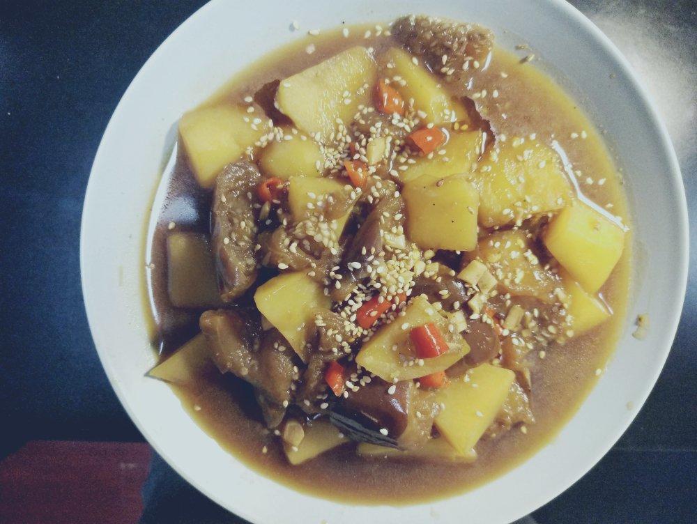 土豆炖茄子