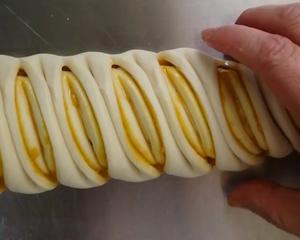 超级宣软咸蛋黄花卷（有快速手工和面视频）的做法 步骤19