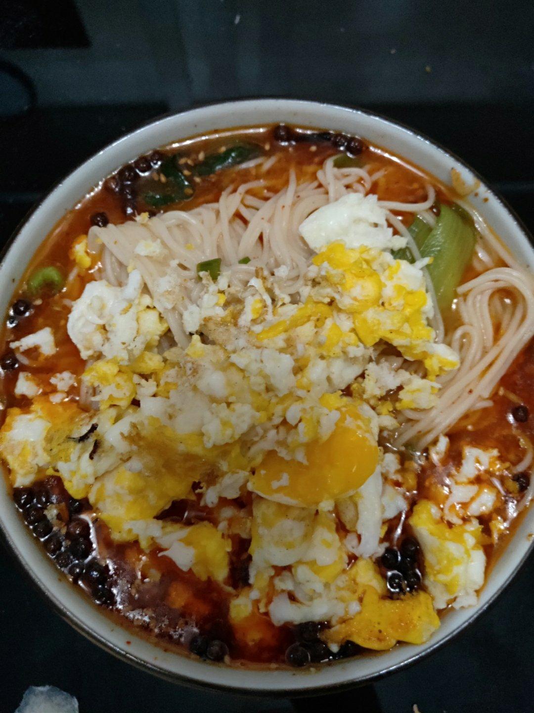 王大厨酸汤面