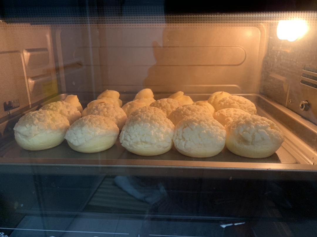 十分美味的酥皮泡芙