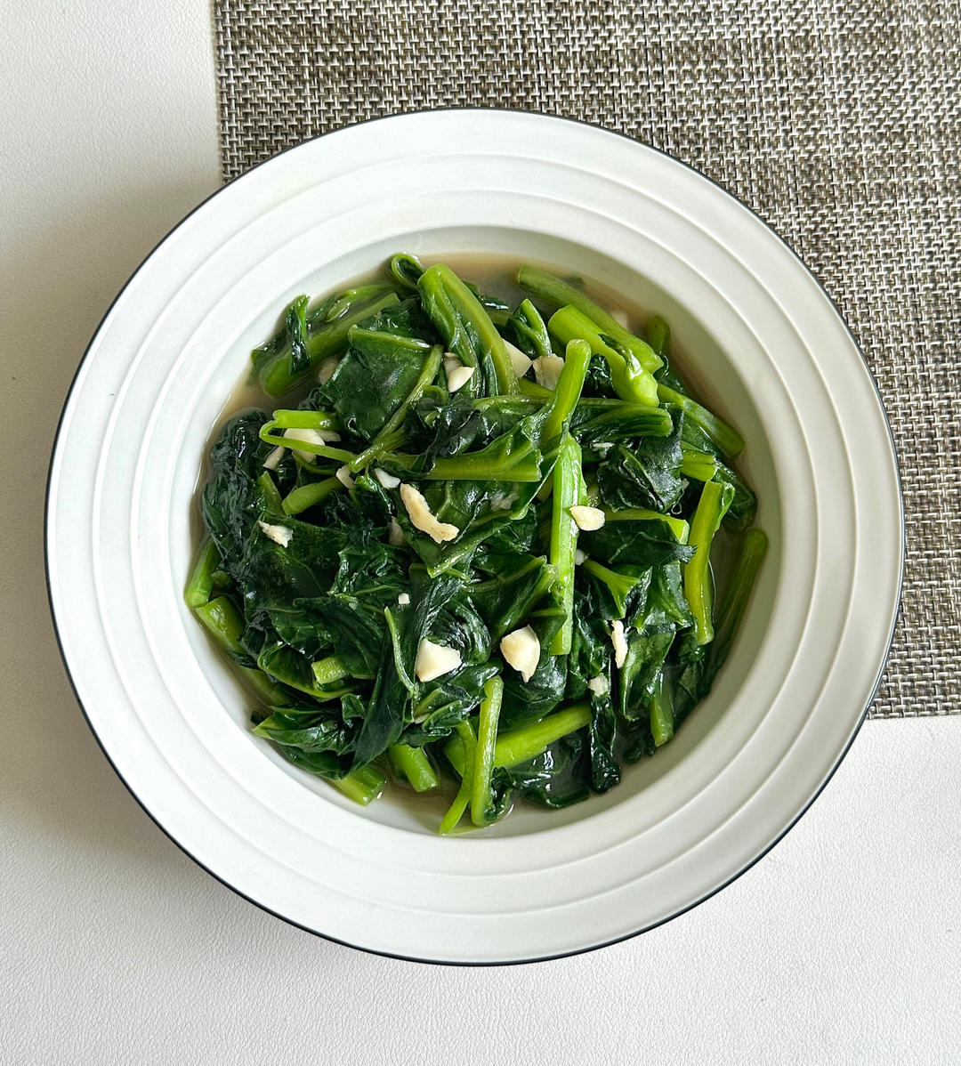 炒青菜，脆而不生，熟而不老