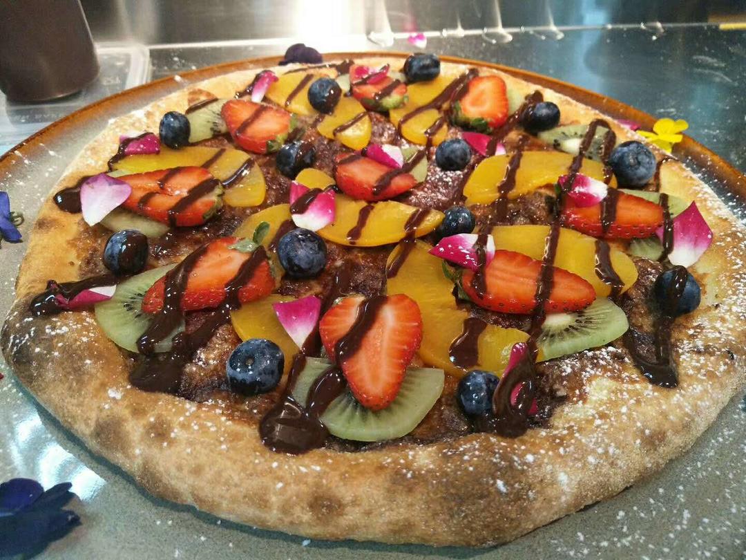 8寸纯手工什锦披萨