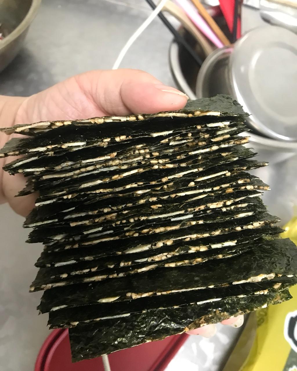 芝麻杏仁片夹心海苔