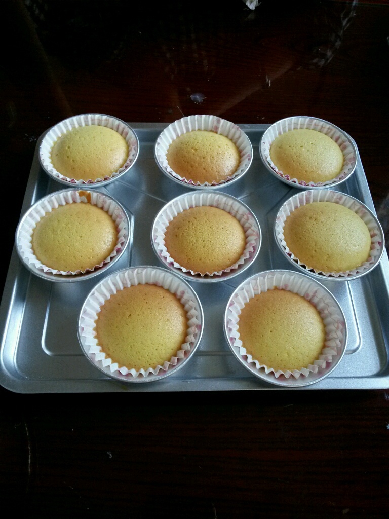 海绵纸杯蛋糕