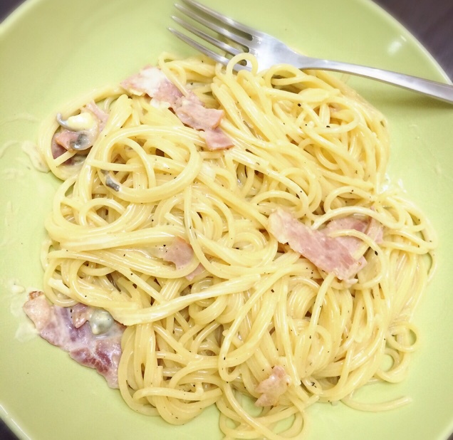 超简单的奶汁培根意面Carbonara