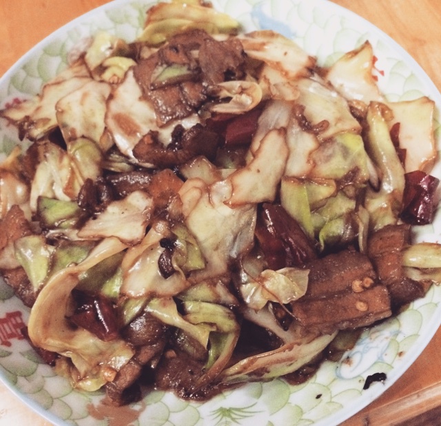 干锅培根手撕包菜