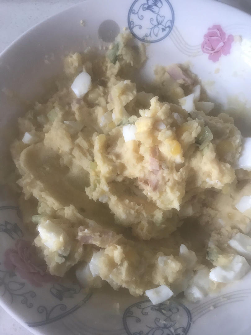 用料很足の土豆泥沙拉