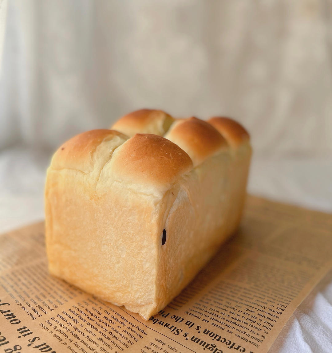 鲜奶红豆吐司