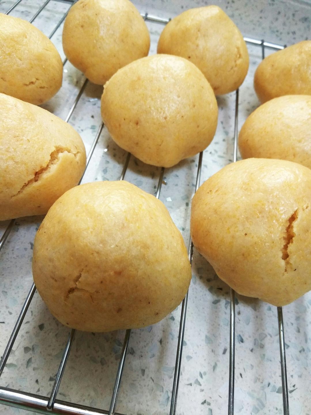 玉米发面小馒头的做法