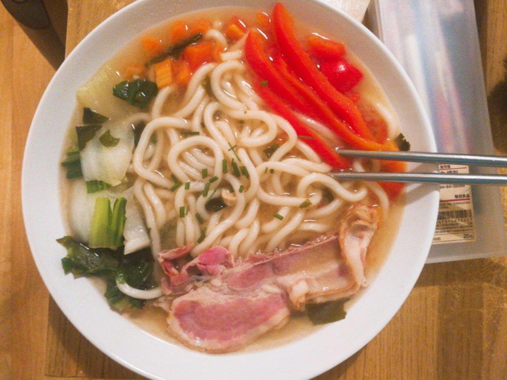 克莱索恩做的味增乌冬面