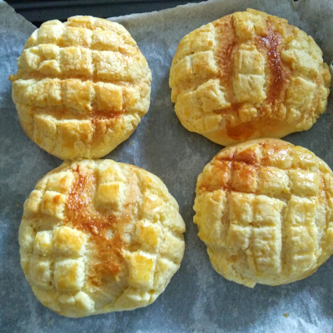 菠萝包