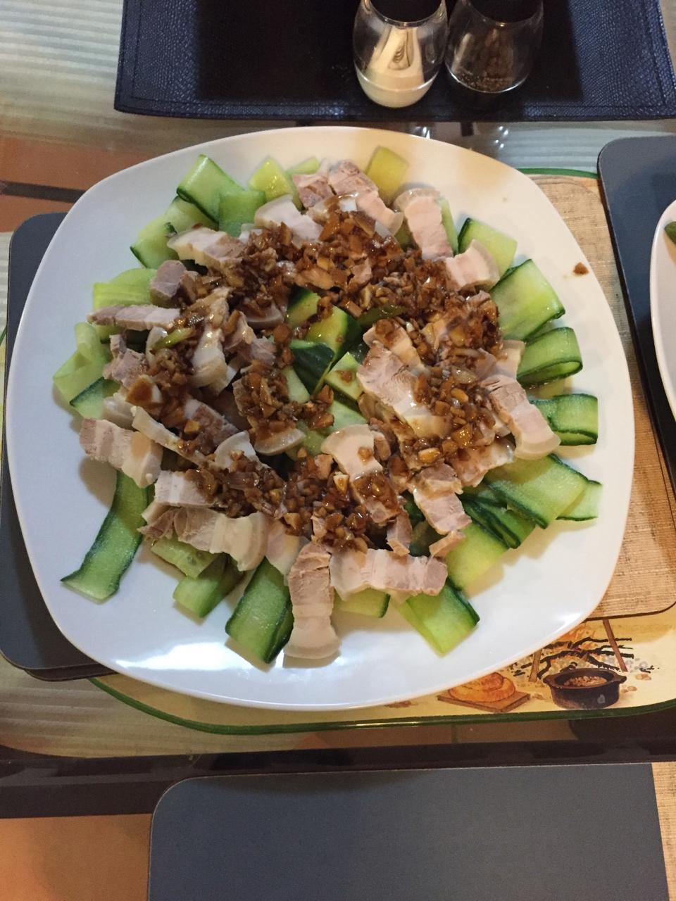 蒜泥白肉的做法