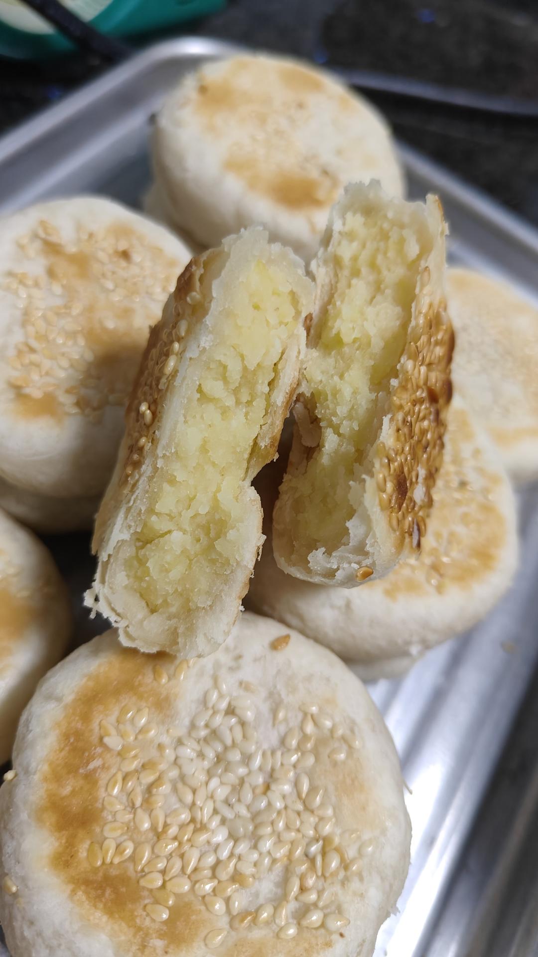 不用揉皮也能做出酥掉渣的绿豆酥饼
