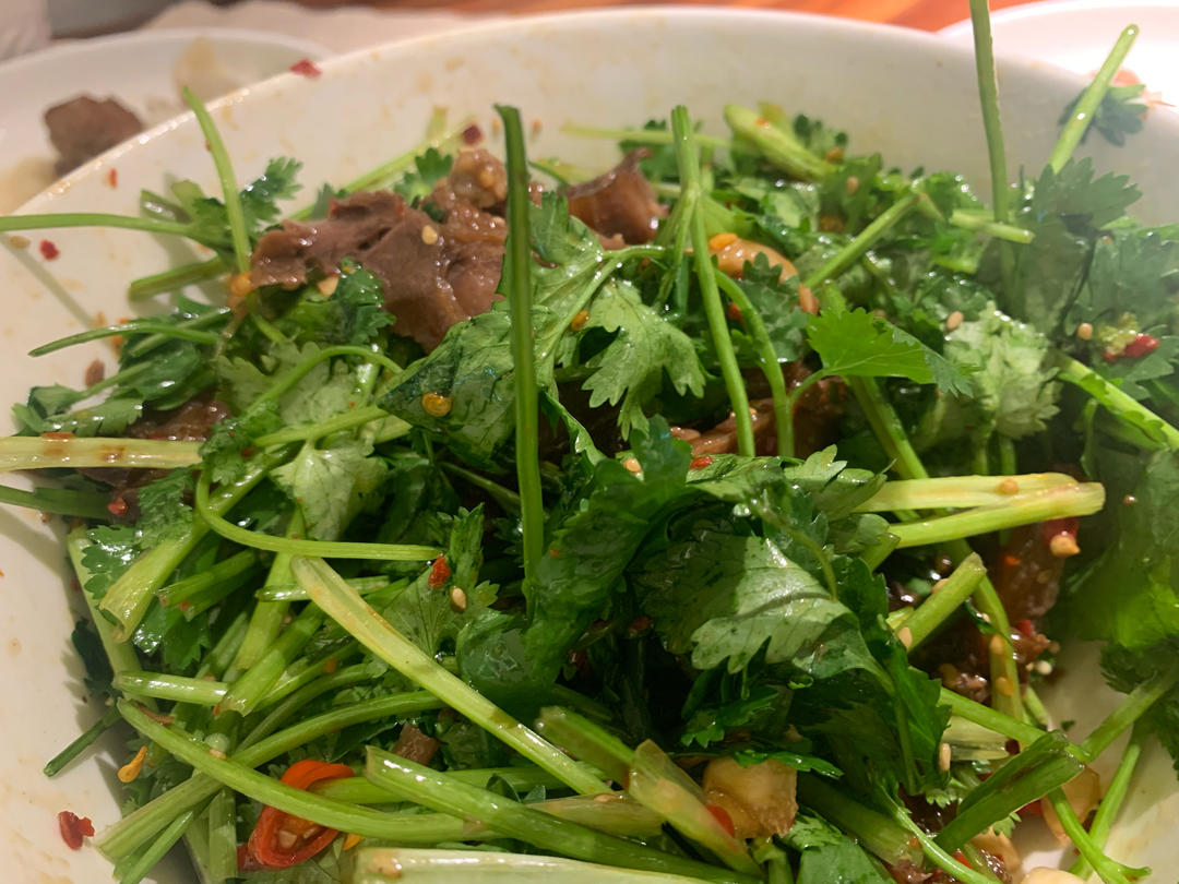 凉拌卤牛肉