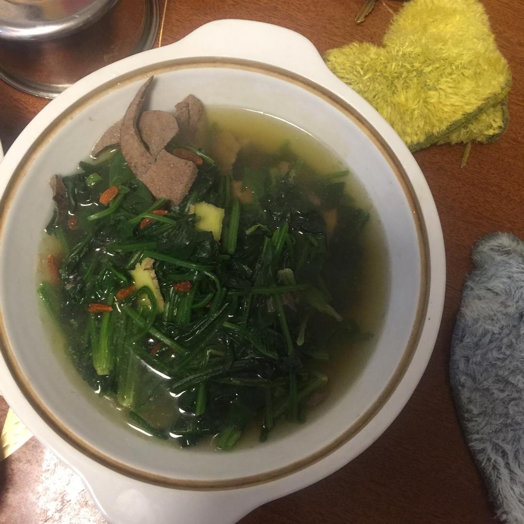 猪肝菠菜汤
