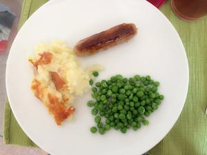 Sausages with mashed potatoes的做法 步骤3