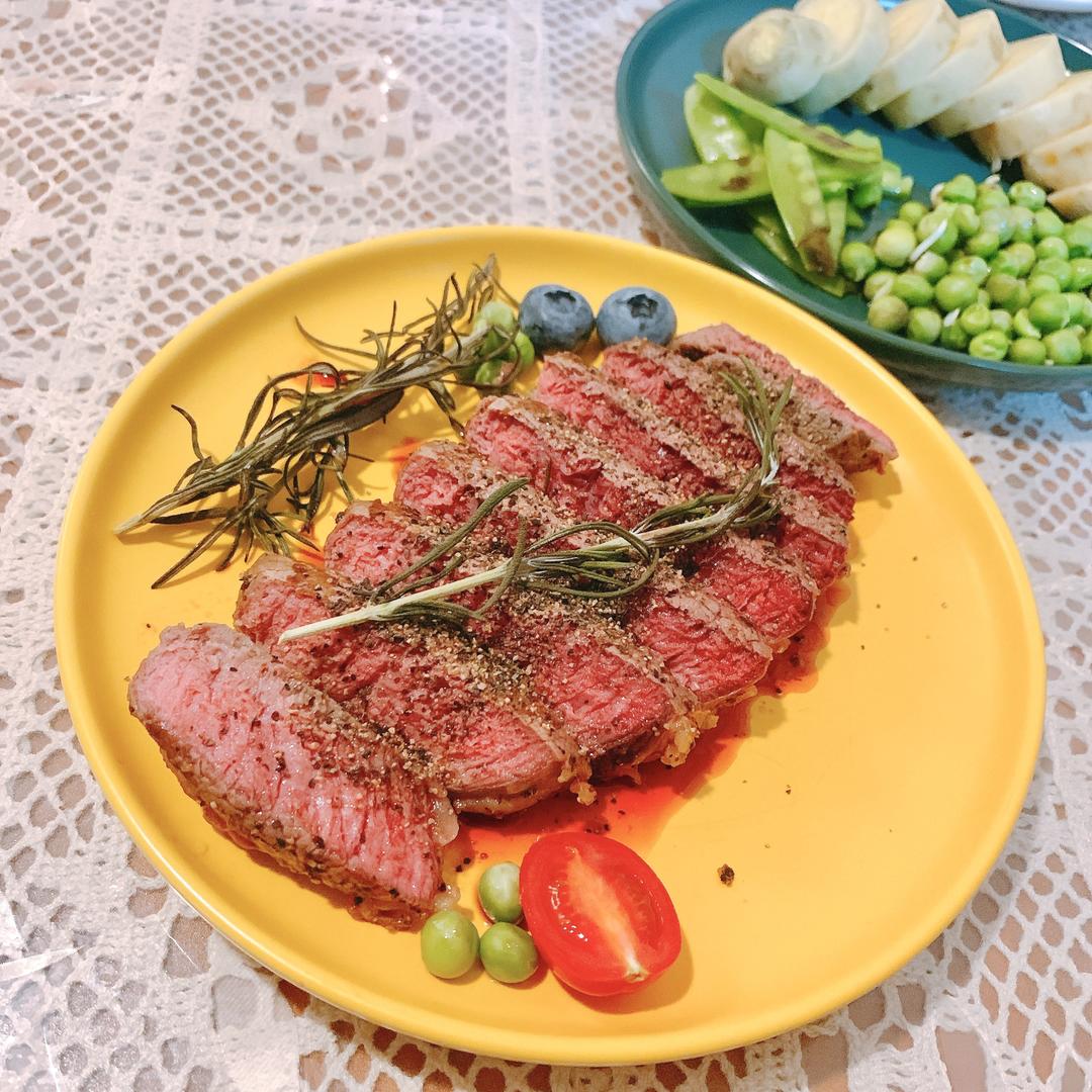 厚切菲力牛排先煎后烤箱款的做法