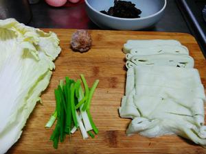 卤牛肉煮豆丝的做法 步骤4