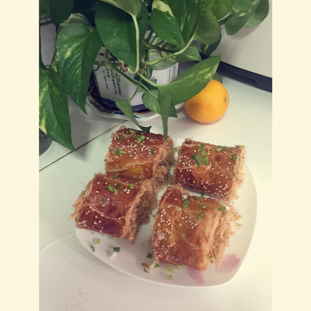 肉松面包卷