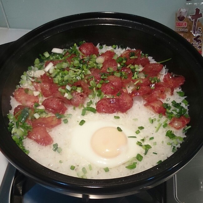 香肠煲仔饭