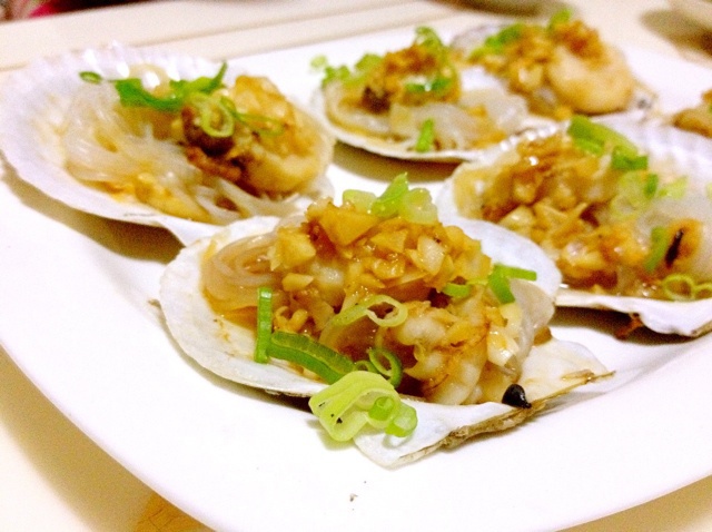 蒜蓉粉丝蒸扇贝