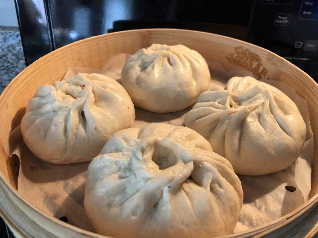 胡萝卜木耳鸡蛋素包子