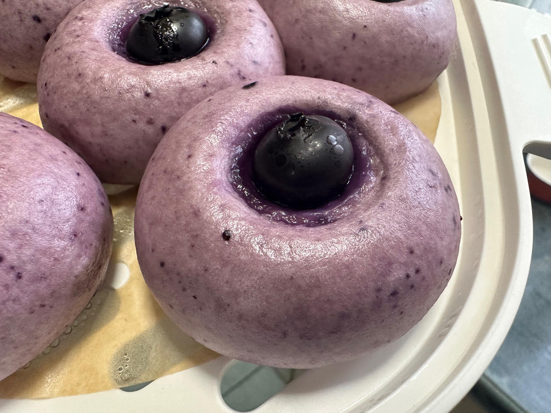 🪷一颗爆浆蓝莓小馒头
