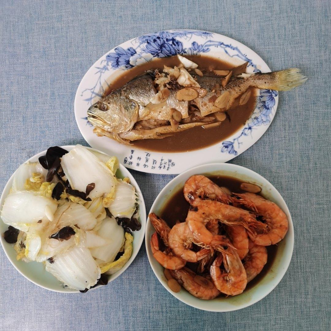 酒精炉-白菜木耳粉丝汤