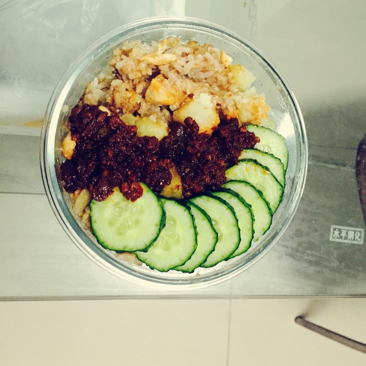 土豆焖饭